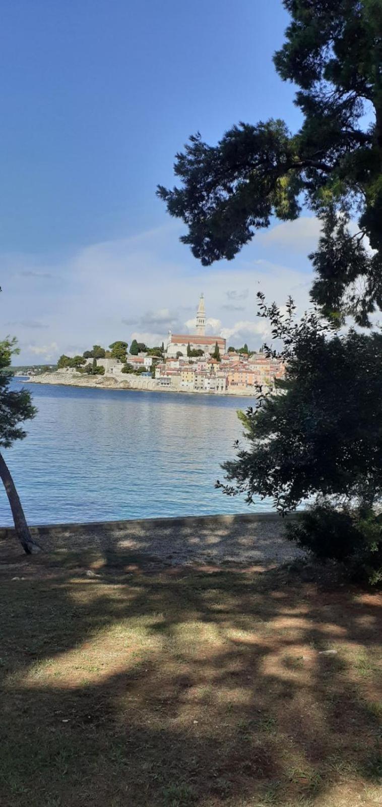Dari * Rovinj